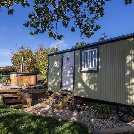 Abbey Farm Glamping & Cottage Thame Exterior photo
